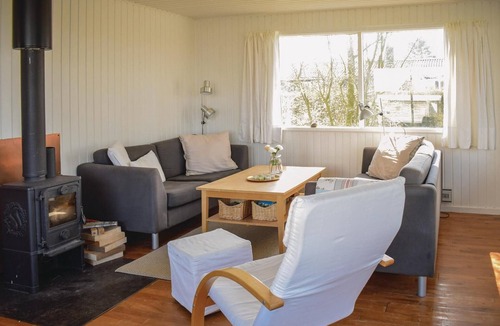 Skastrup Strand House | 2 bedroom pet friendly home in Bogense