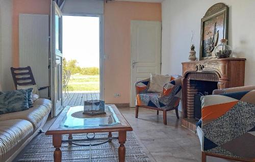 Ponthoile House | 2 Bedroom Pet Friendly Home In Ponthoile