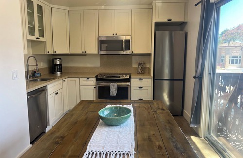 Opal Cliffs Apartment | 2 bedroom Pleasure Point Getaway