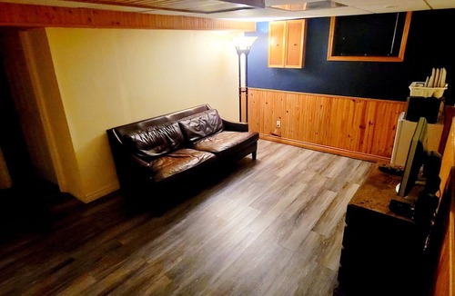 Northeast Mississauga Apartment | 2-Bedroom private basement, Minutes from airport & transit