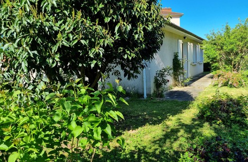 Limoges House | 2 Bedroom Private vacation home in Limoges