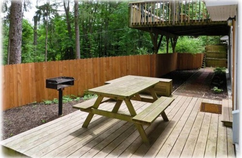 Cooperstown Apartment | 2 Bedroom Railroad layout