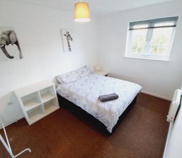 Rayleigh Apartment | 2 Bedroom Rayleigh Apartment