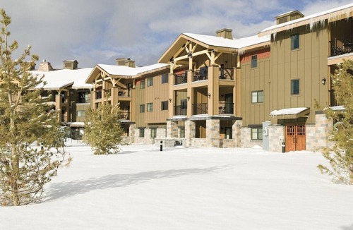 West Yellowstone Resort | 2-bedroom resort in brilliant West Yellowstone with AC, fitness room, WiFi