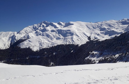 Auriebat Cottage | 2 bedroom rural cottage "EVALOU"