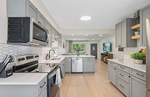 South St. Paul House | 2 Bedroom Saint Paul Home - Long Term Stays!