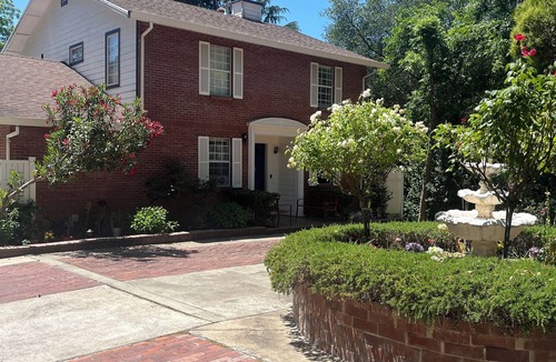 Fair Oaks Apartment | 2-bedroom semiprivate upstairs kitchenette apartment.