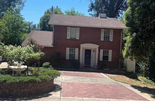 Fair Oaks Apartment | 2-bedroom semiprivate upstairs kitchenette apartment.