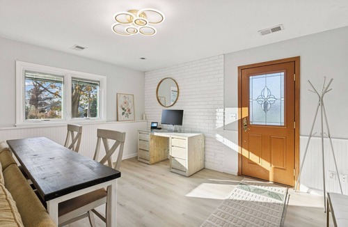 Plymouth House | 2-Bedroom Spa Retreat with Hot Tub near Lake