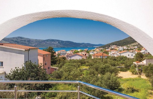 Seget Vranjica Apartment | 2 bedroom stunning apartment in Seget Vranjica