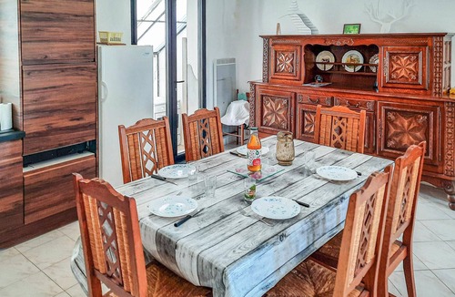 Bacilly House | 2 bedroom stunning home in Bacilly