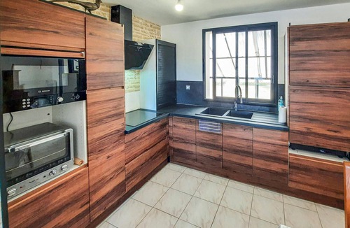 Bacilly House | 2 bedroom stunning home in Bacilly