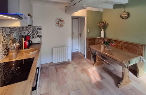 Caden House | 2 bedroom stunning home in Caden