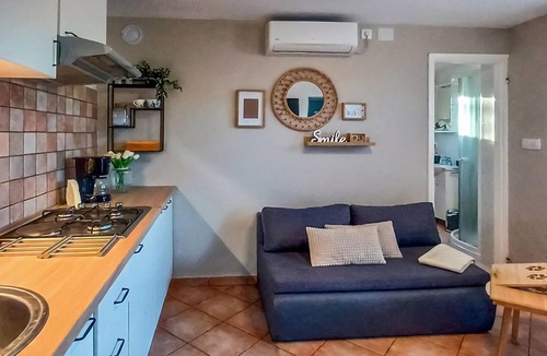 Liznjan House | 2 bedroom stunning home in Sisan