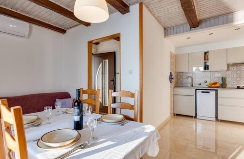 Stara Baska Apartment | 2 bedroom stunning apartment in Stara Baska