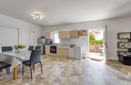 Veli Losinj Apartment | 2 bedroom stunning apartment in Veli Losinj