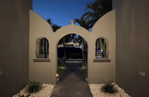 Liberty City House | 2-bedroom townhome in fabulous Miami.