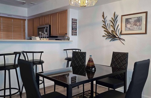 Dupont House | 2-bedroom townhome in charming Brighton near Airport
