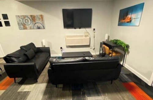 Osceola House | 2-bedroom townhome with den in Osceola