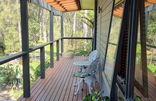 Tacoma South Bed & Breakfast | 2-Bedroom unit overlooking the river