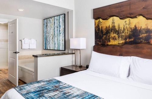South Lake Tahoe Resort | 2 Bedroom Villa at Marriott's Timber Lodge
