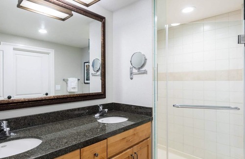 South Lake Tahoe Resort | 2 Bedroom Villa at Marriott's Timber Lodge
