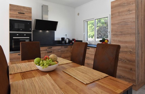 Bonifacio Villa | 2 Bedroom Villa in bonifacio