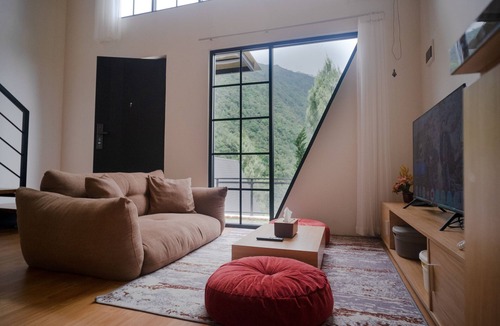 Kejajar Villa | 2-bedroom villa in welcoming Jawa Tengah with WiFi