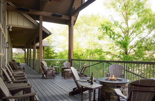 Branson Theater District Condo | 2 Bedroom Villa, Sleeps 8, Full Kitchen, at Marriott Willow Ridge Lodge!