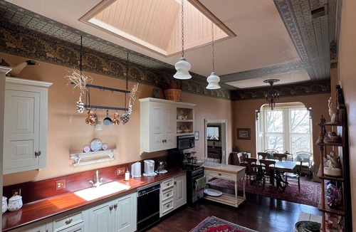 Eureka Apartment | 2 bedroom Waterfront Victorian Apartment
