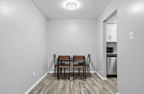 Southridge Apartment | 2-bedroom with large living area