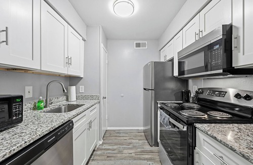 Southridge Apartment | 2-bedroom with large living area