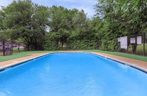 Southridge Apartment | 2-bedroom with large living area
