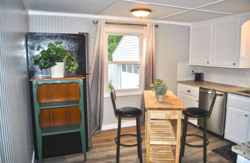 Nashua House | 2 bedroom with queen sofa sleeper