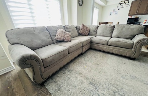 Pickering House | 2 Bedrooms in a Charming home for rent in a peaceful community in Pickering