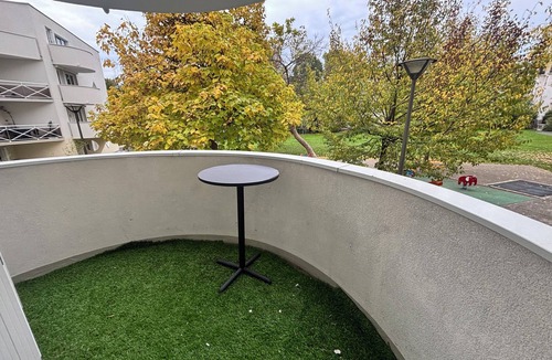 Rosny-sous-Bois Apartment | 2 bedrooms in a renovated apartment - Metro 11 and RER E stations