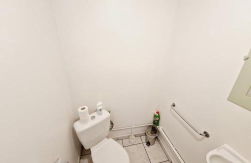 Maubeuge Apartment | 2 Bedrooms Private Parking Wifi TV