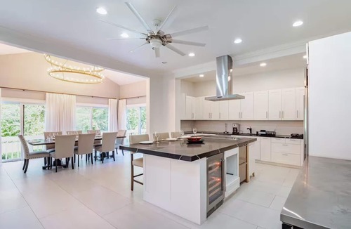 Norwalk Apartment | 2 Bedrooms Suit