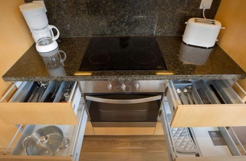 Golden Triangle Condo | 2 Bedrooms Unit @EnO Residences: