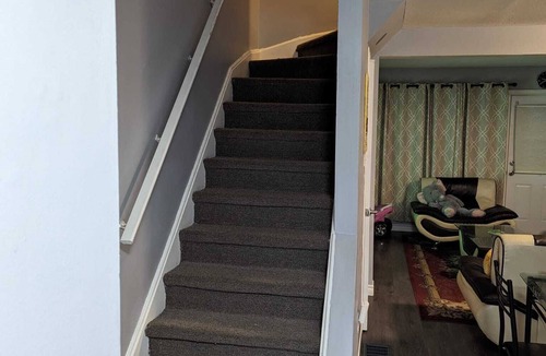 Brantford House | 2 Bedrooms Upper Level