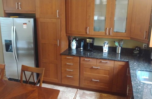 Egleston Square Apartment | 2 bedrooms with air-conditioning, parking, laundry, WiFi near Sam Adams & subway