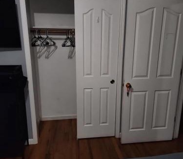 East Newark House | 2 Beds - Work & Study - NYC - EWR - Walk to Train