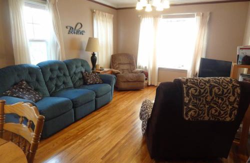 Kutzky Park House | 2 Blks St Marys Main Fl Beds Bath CoveredByFaith