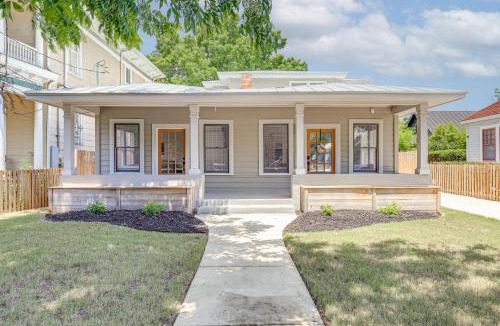 Arsenal House | 2 Blocks from Riverwalk: 1 Mile to SA Downtown