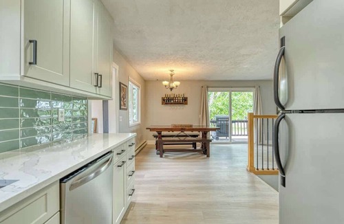 Lakeside Cabin | 2 Blocks From The Lake!