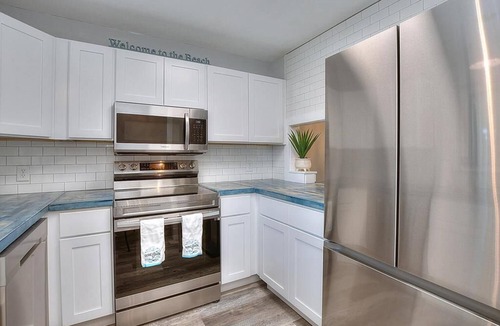 Caswell Beach Condo | 2 BR/2 BA Condo - Pool & Beach, Golf Course Across the Street, Sleeps 6