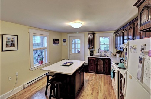 Downtown St. John's House | 2 Br 2 Bath In Heart Of Old St. John's- weekly rental promoted