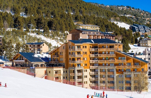 Les Angles Condo | 2 BR Apartment for 6 at L'Orée des Cimes