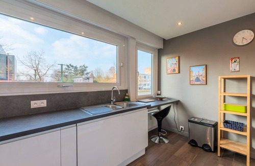 Marcq-en-Baroeul Apartment | 2 BR apartment with parking, 5 minutes from Lille