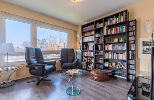 Marcq-en-Baroeul Apartment | 2 BR apartment with parking, 5 minutes from Lille